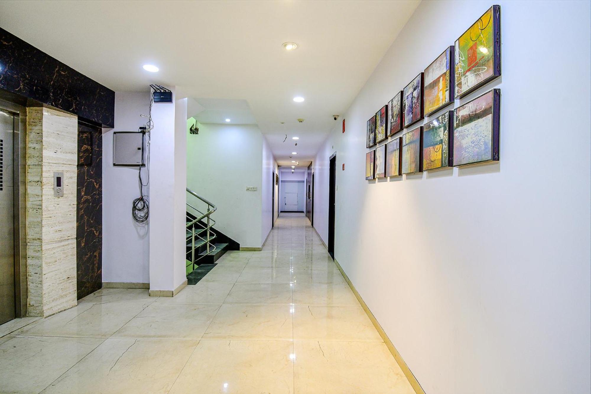 Fabhotel Rani Tower - Chinar Park Hotel 3*